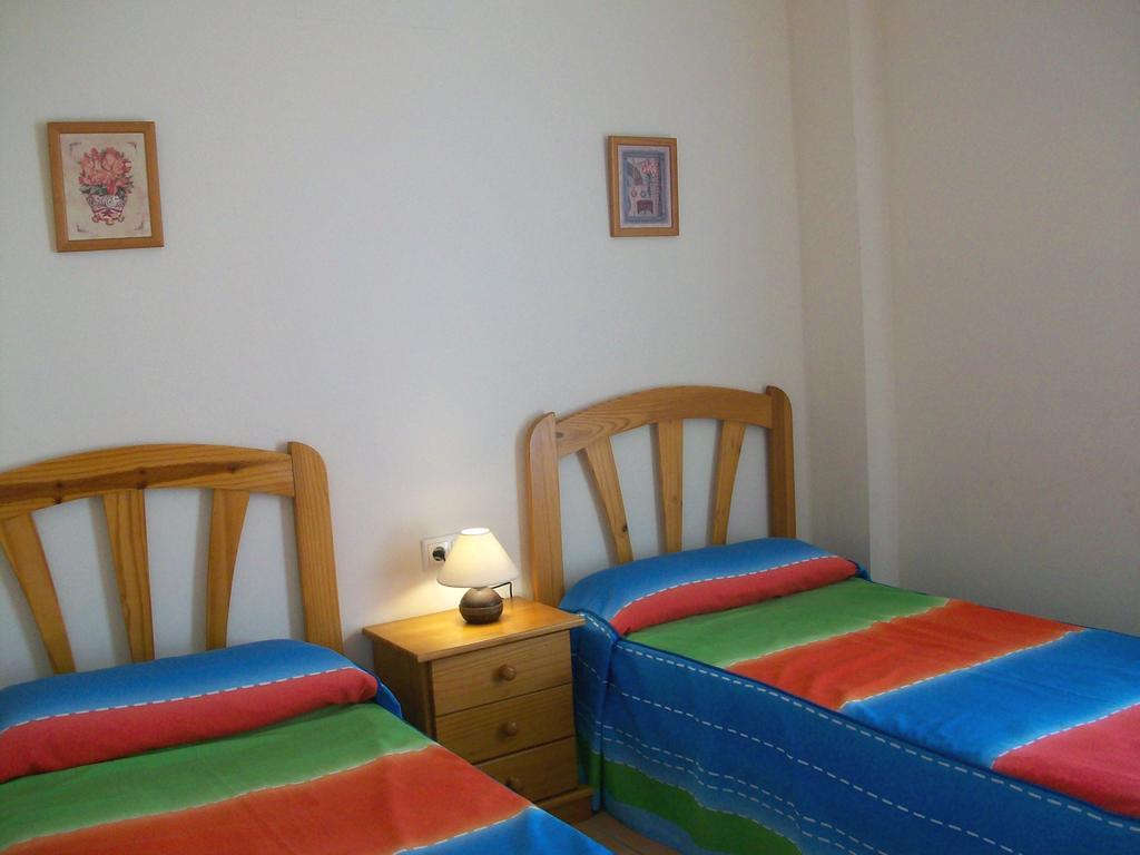 Apartamentos Par Tres - Oliva Nova Chambre photo