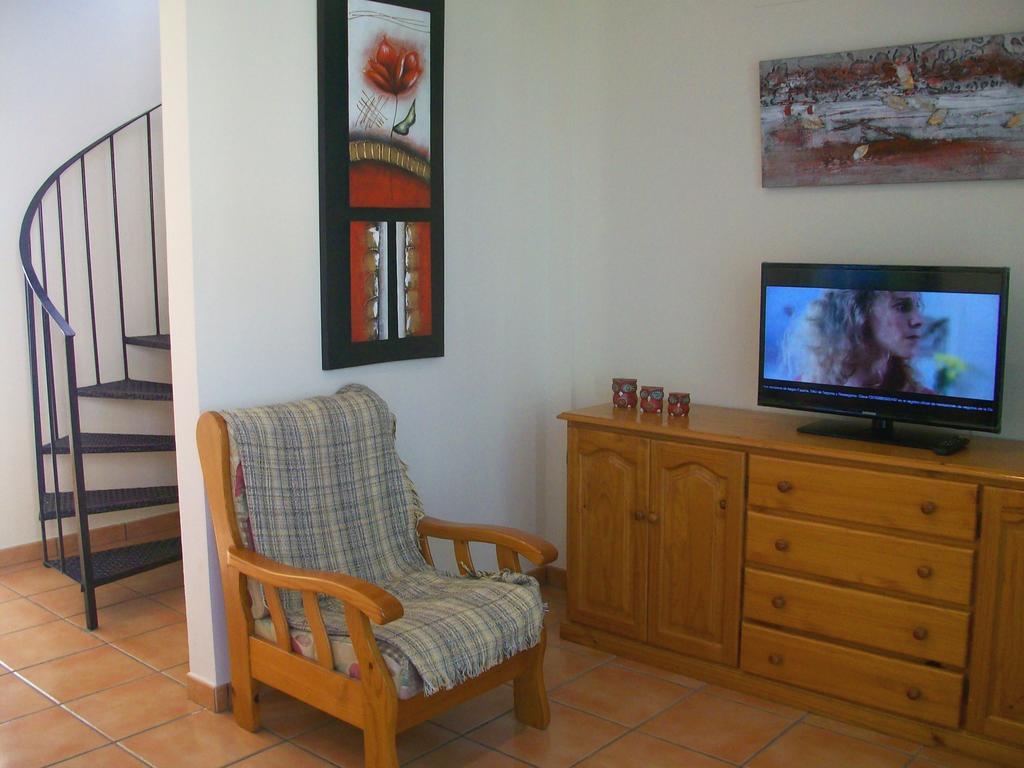 Apartamentos Par Tres - Oliva Nova Extérieur photo