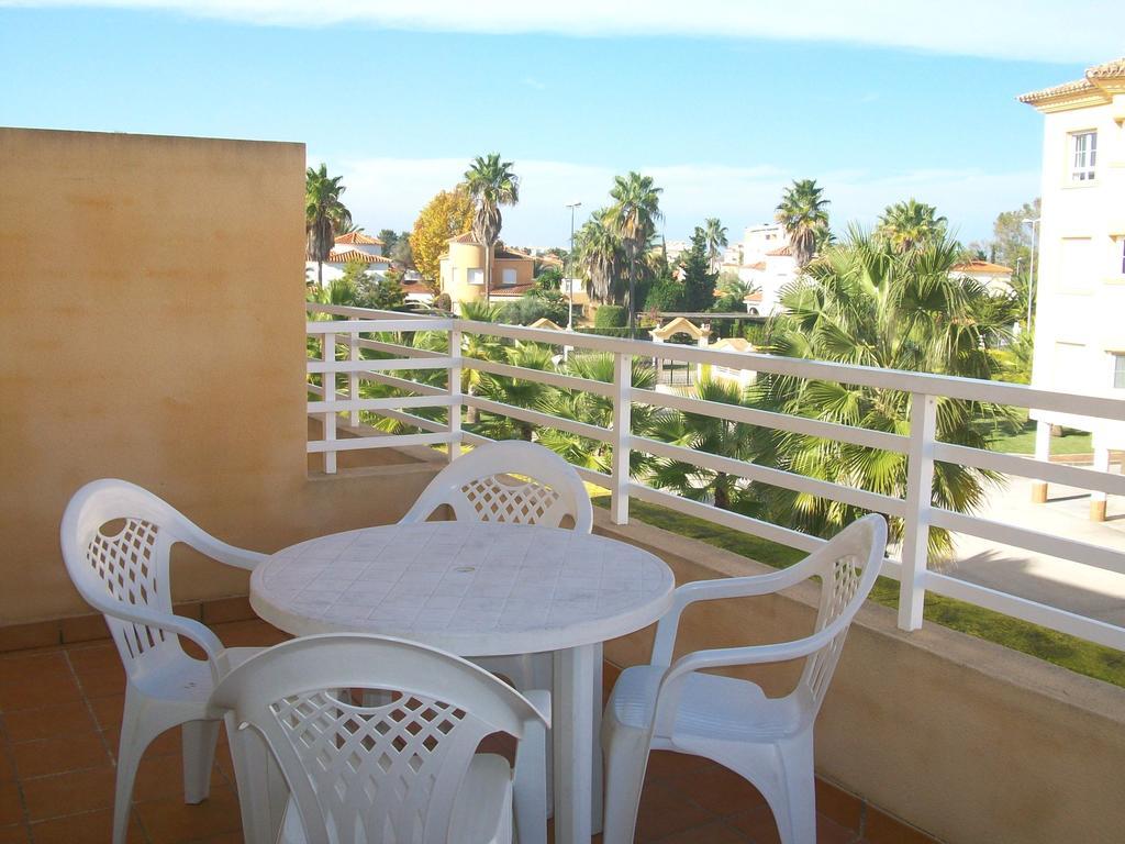 Apartamentos Par Tres - Oliva Nova Chambre photo