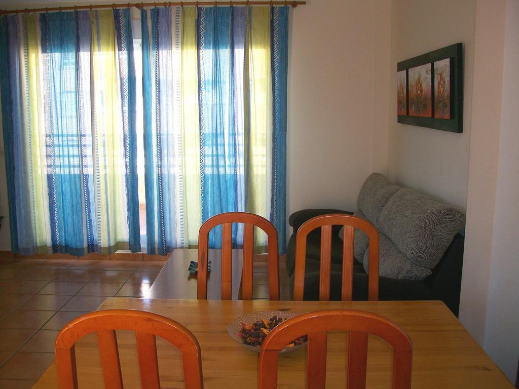 Apartamentos Par Tres - Oliva Nova Chambre photo